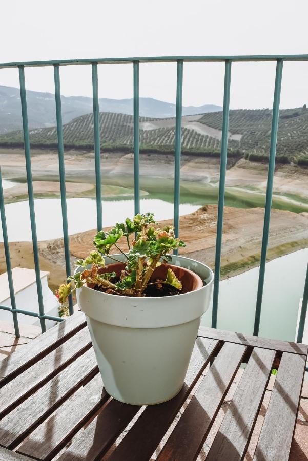 Lake Room Iznajar Exterior photo